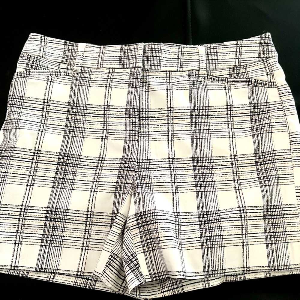 White House Black Market Size 2 Shorts
